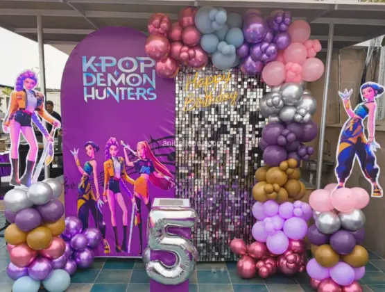 K-Pop Demon Hunter Party Decor