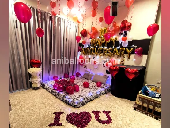 Romantic Anniversary Balloon Decor