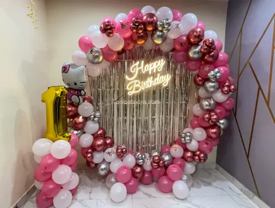 Cute Hello Kitty Balloon Decor