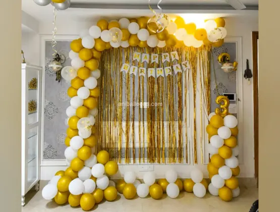 Royal White & Golden Brthday Decor