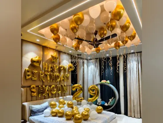 Glamorous Balloon Room Decor