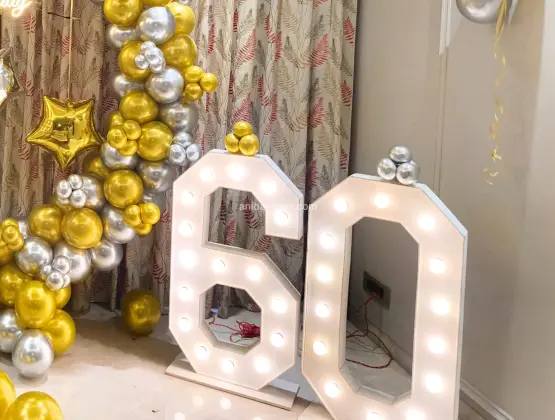 Chrome Balloons Ring Decor