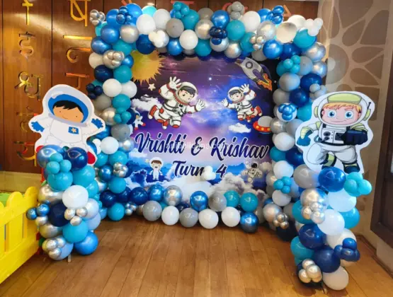 Astronaut Balloon Surprise Decoration
