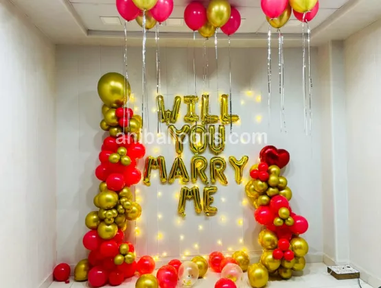 Surprise Marry Me Decor