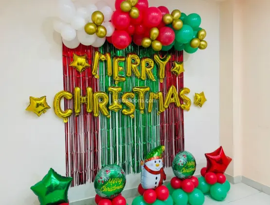 Christmas Balloon Decor