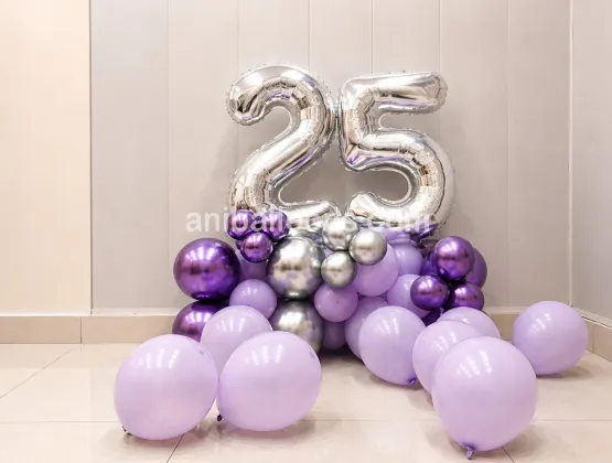 Simple Marquee Balloon Decor