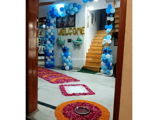 Royal Baby Boy Balloon Decor