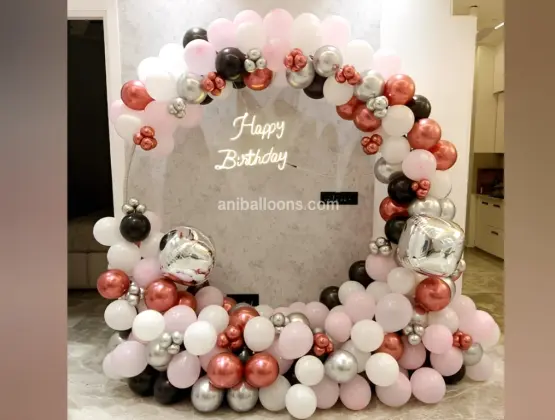 Pink & White Ring Balloon Decor